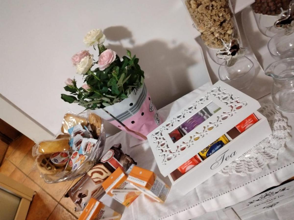Casa Anto' Apartment Napoli Bagian luar foto